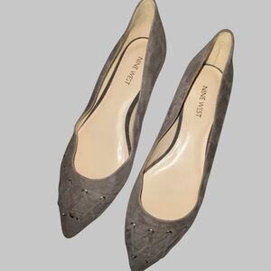 NWOT NINE WEST GREY LEATHER SUEDE POINTED-TOE W/CRISS-CROSS DETAIL FLATS•S/7.5